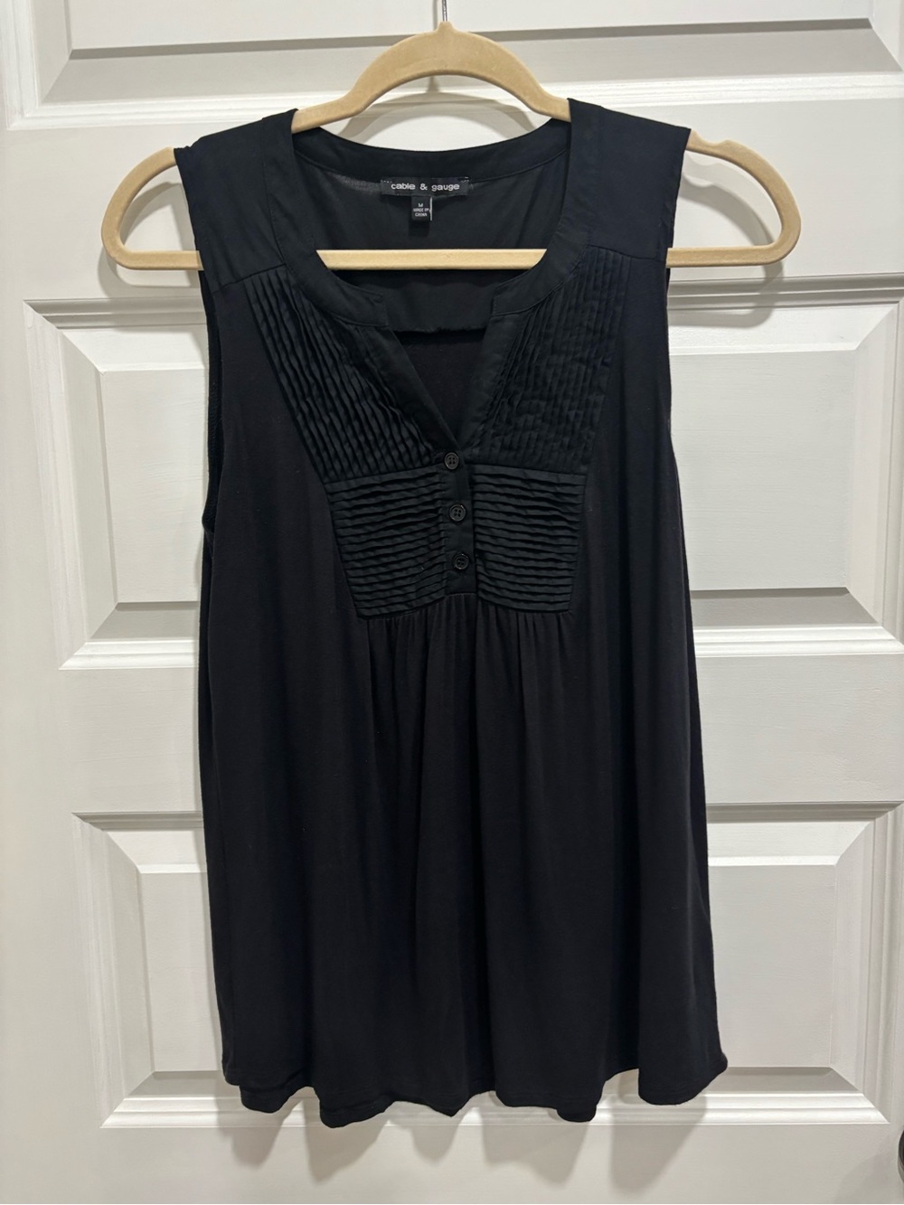 Cable & Gauge Black Sleeveless Pintuck Yoke Blouse